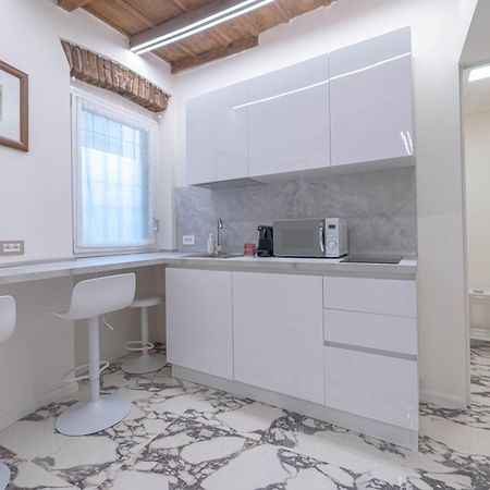 Brera Luxury Apt Мілан Екстер'єр фото